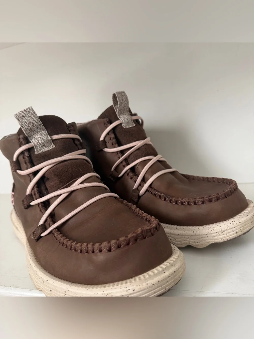 Hey Dude Reyes Boot Women’s Size 9 Cocoa Brown Leather Slip On comfort shoes